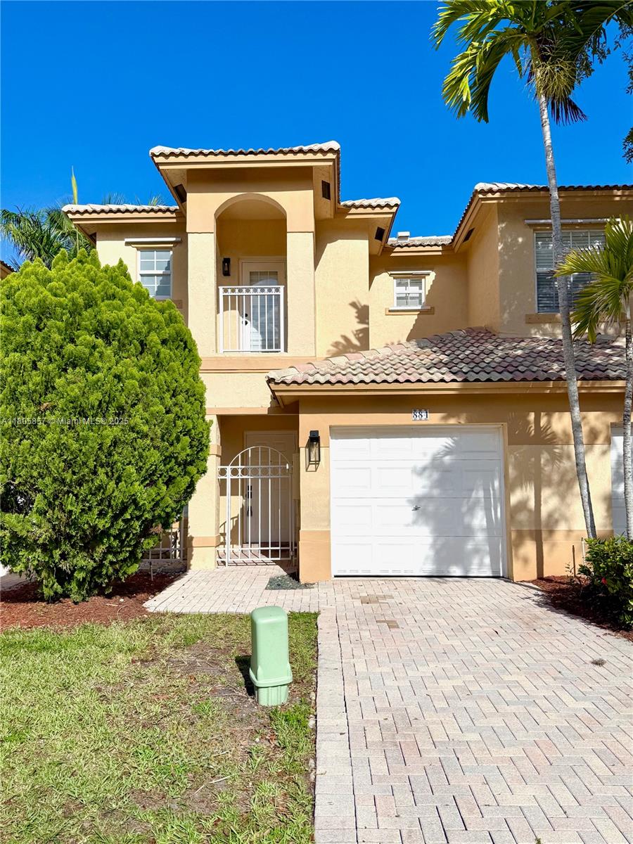 Property for Sale at 884 Nw 170th Ter, Pembroke Pines, Miami-Dade County, Florida - Bedrooms: 3 
Bathrooms: 3  - $530,000