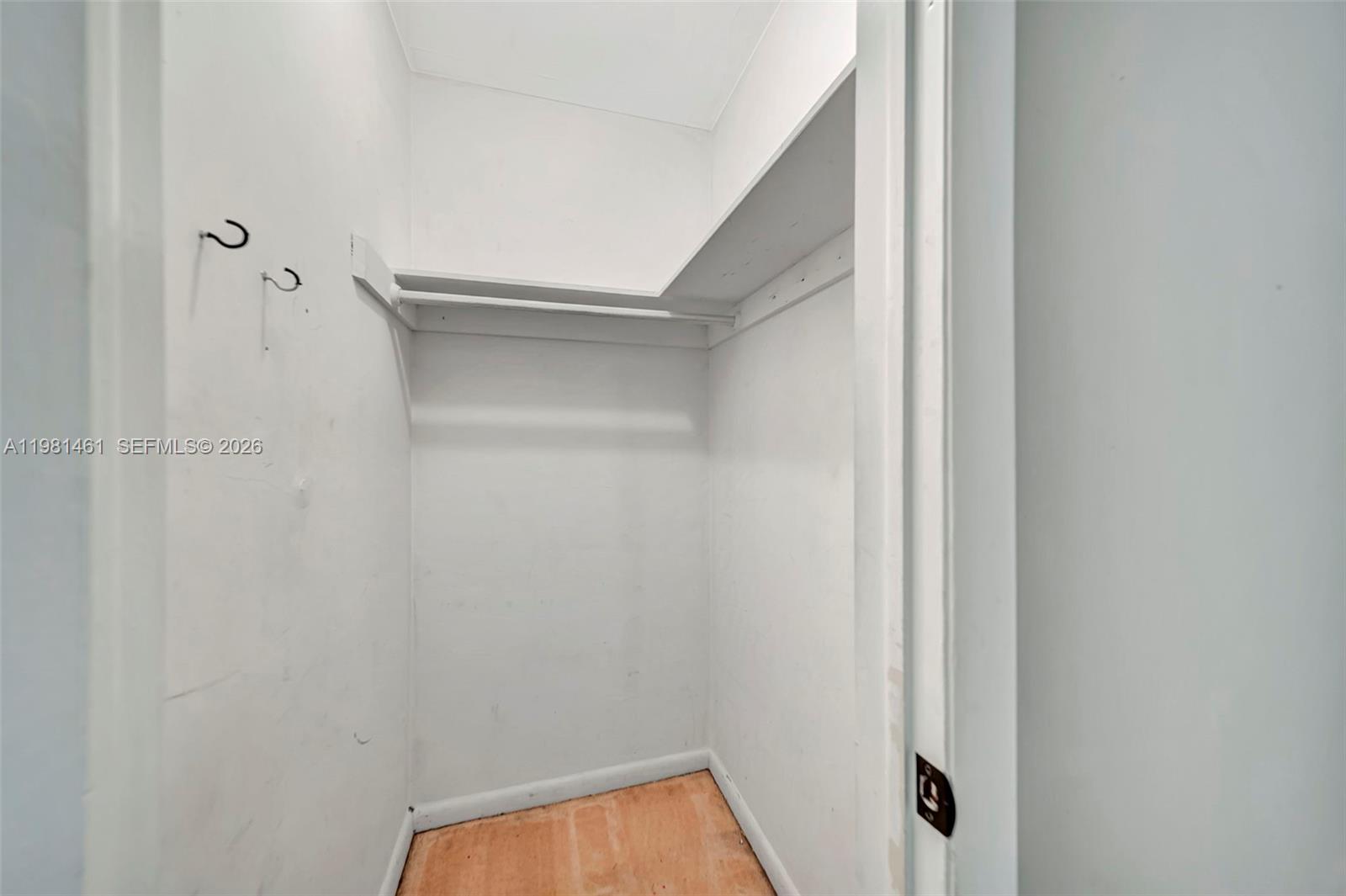 KENDALE LAKES TOWNHOUSE C - Residential