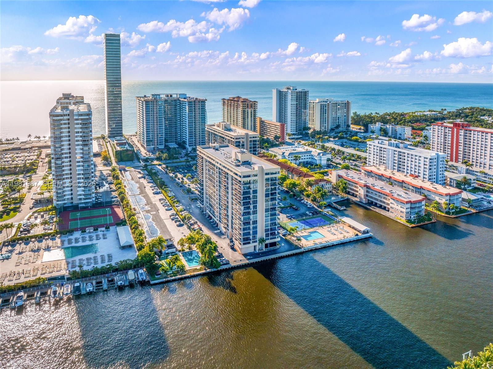 AVANT GARDE CONDO - Residential Lease