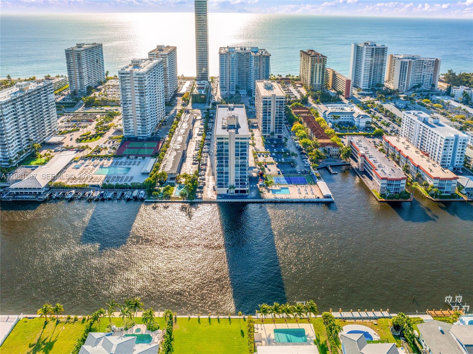 AVANT GARDE CONDO - Residential Lease