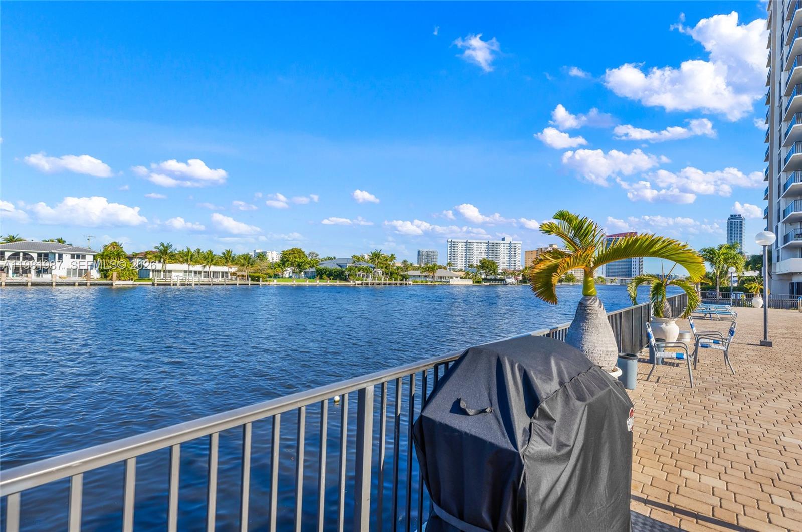 AVANT GARDE CONDO - Residential Lease