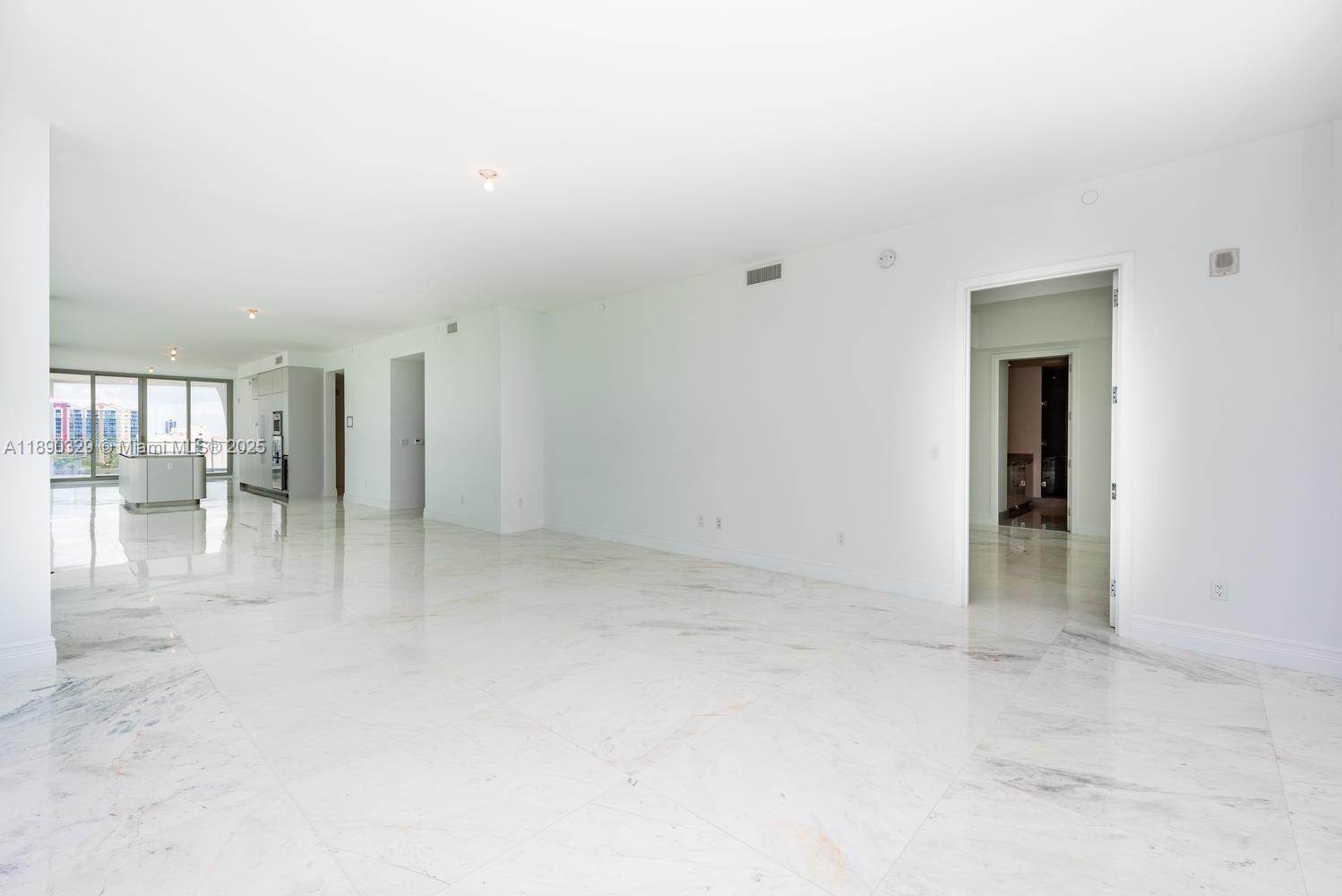 JADE SIGNATURE CONDO - Residential Lease