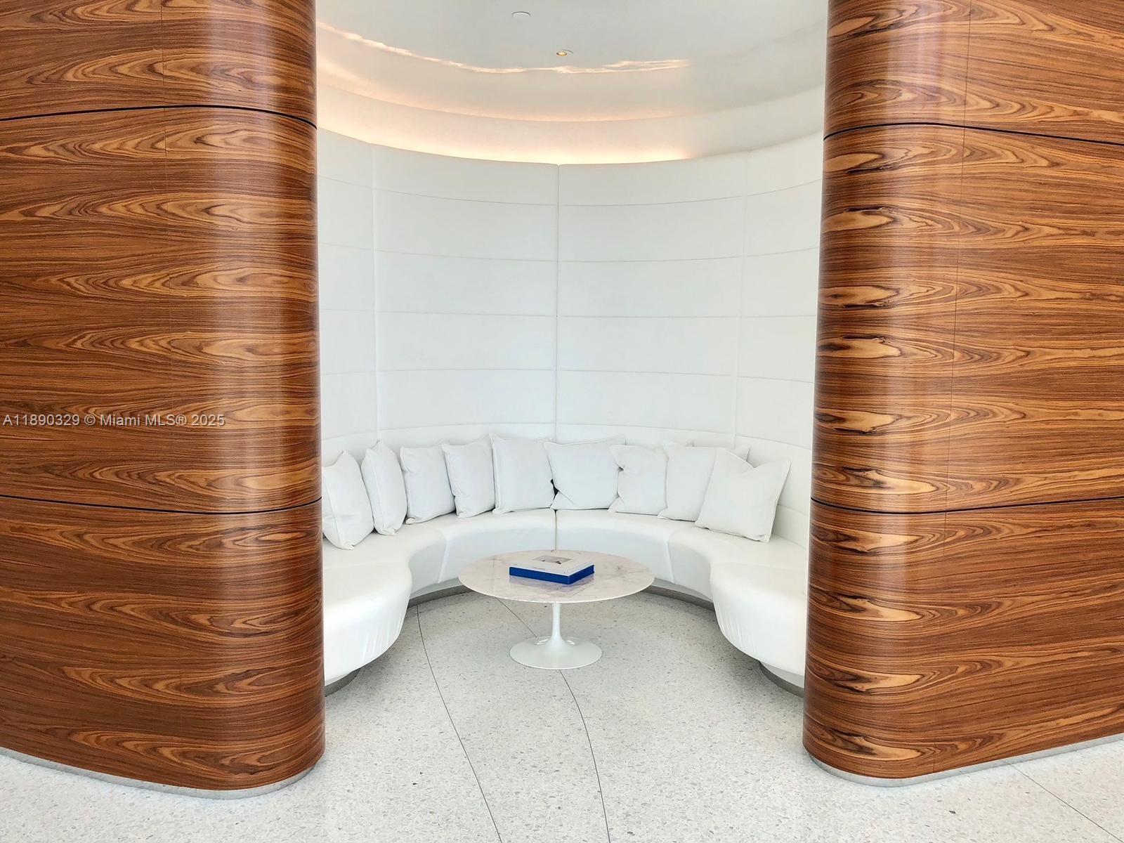 JADE SIGNATURE CONDO - Residential Lease