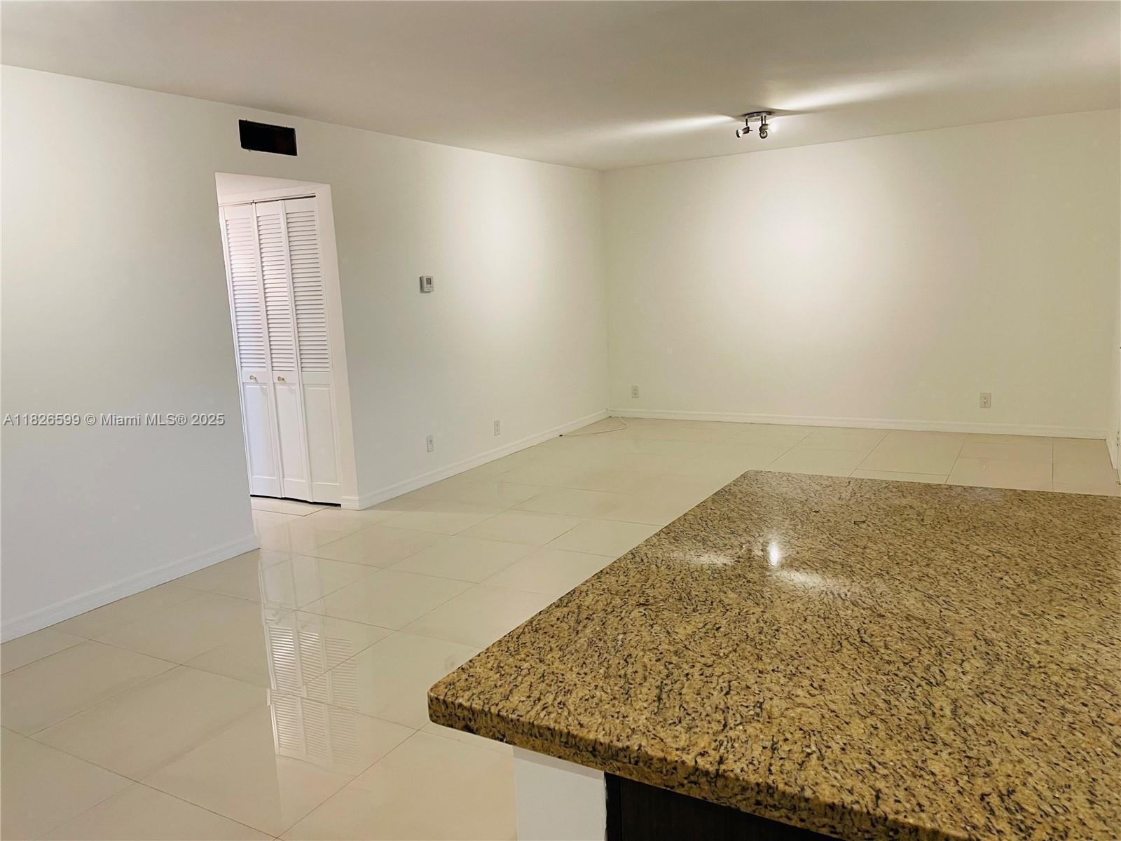 ELDORADO PLAZA WEST CONDO - Residential Lease