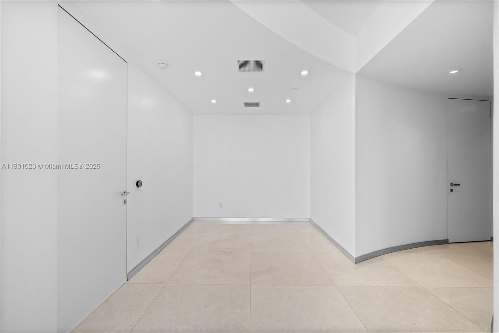 18975 COLLINS CONDO - Residential