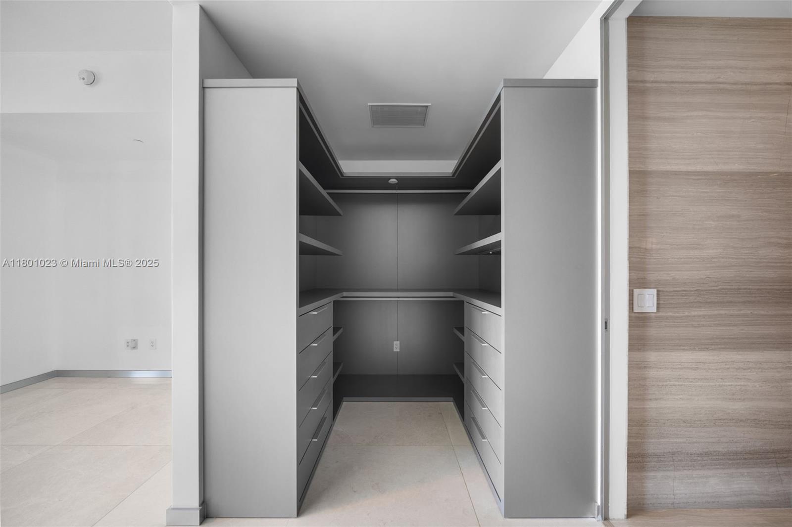 18975 COLLINS CONDO - Residential