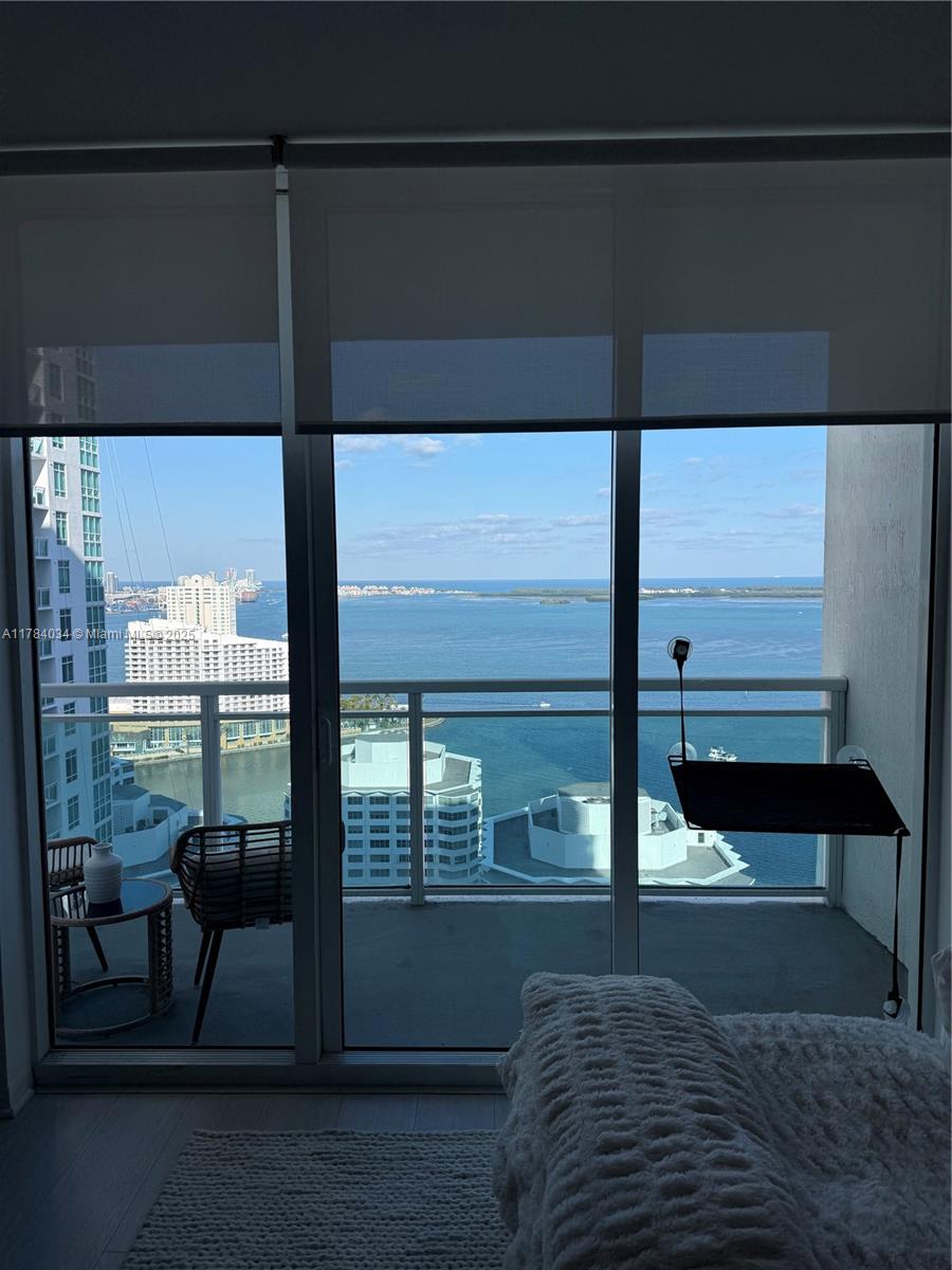 Rental Property at 951 Brickell Ave 3202, Miami, Broward County, Florida - Bedrooms: 1 
Bathrooms: 1  - $3,400 MO.