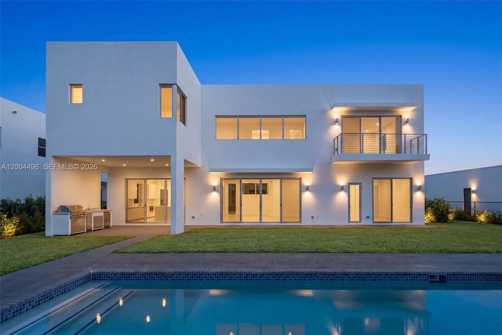 WESTON ESTATES - Residential
