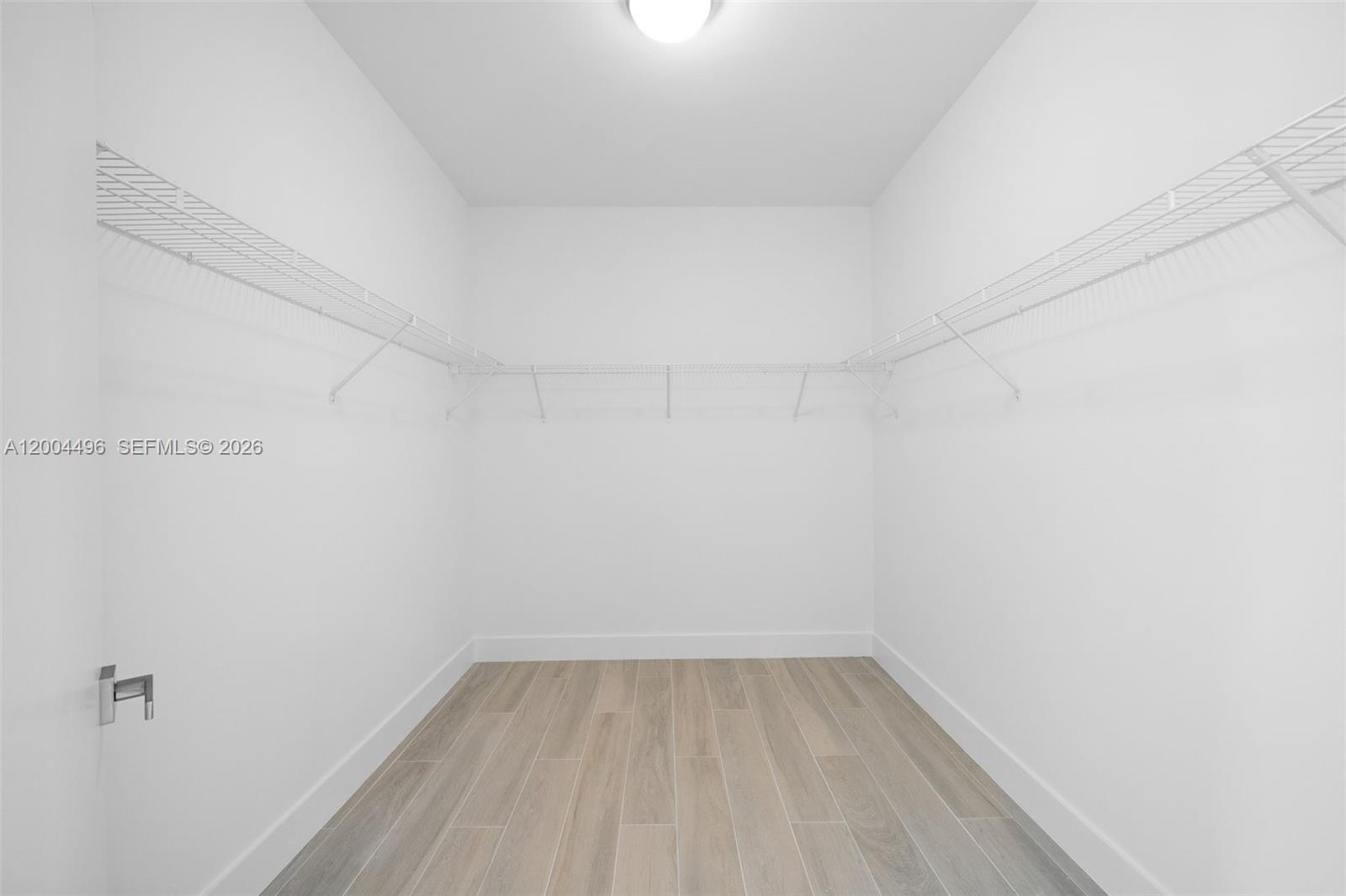 WESTON ESTATES - Residential