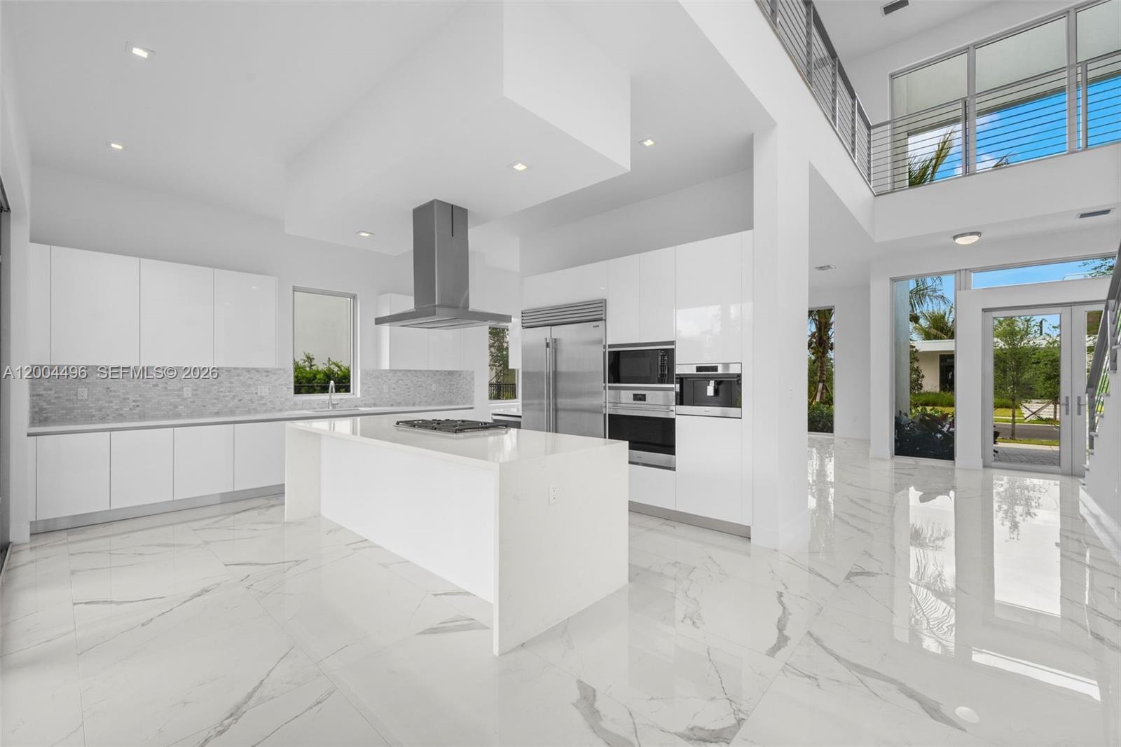 WESTON ESTATES - Residential