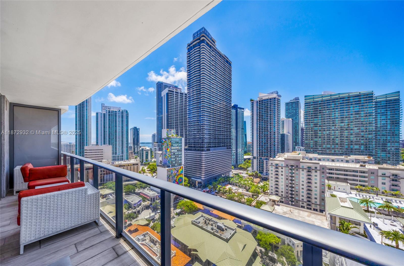 **MODERN & SPACIOUS 1BR/2BA+DEN W/BREATHTAKING CITY VIEWS!** FULLY FURNISHED & EXQUISITELY DECORATED, OPEN FLOOR PLAN WITH PREMIUM KITCHEN APPLIANCES AND QUARTZ COUNTERTOP, IN UNIT WASHER/DRYER, FLOOR TO FLOOR CEILING WINDOWS W/BLACKOUTS IN LIVING ROOM AND BEDROOM, LARGE WALK-IN CLOSET.
STATE OF THE ART AMENITIES SUCH AS ROOF TOP POOL, SAUNA, SPA, VALET PARKING, GYM, BUSINESS CENTER, MINI GOLF, 24/7 CONCIERGE/VALET/SECURITY, AND MUCH MORE! PRIME LOCATION FEATURING THE PERFECT BLEND OF LUXURY/STYLE/COMFORT @ VIBRANT BRICKELL HEIGHTS CONDOMINIUM. WALKING DISTANCE TO BRICKELL CITY CENTRE, AND UPSCALE SHOPS/FINE DINING/LIFESTYLE.
MOVE-IN READY STARTING OCTOBER 5TH, 2025.
***EMBRACE URBAN LIVING AT ITS FINEST ***