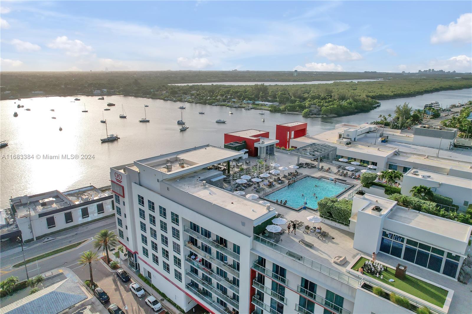 View photos, virtual tours, details... 777 N Ocean Dr S314