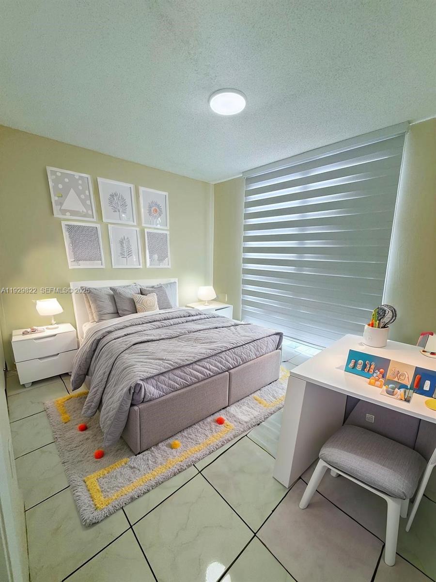 INTERNATIONAL TOWERS COND - Residential Lease