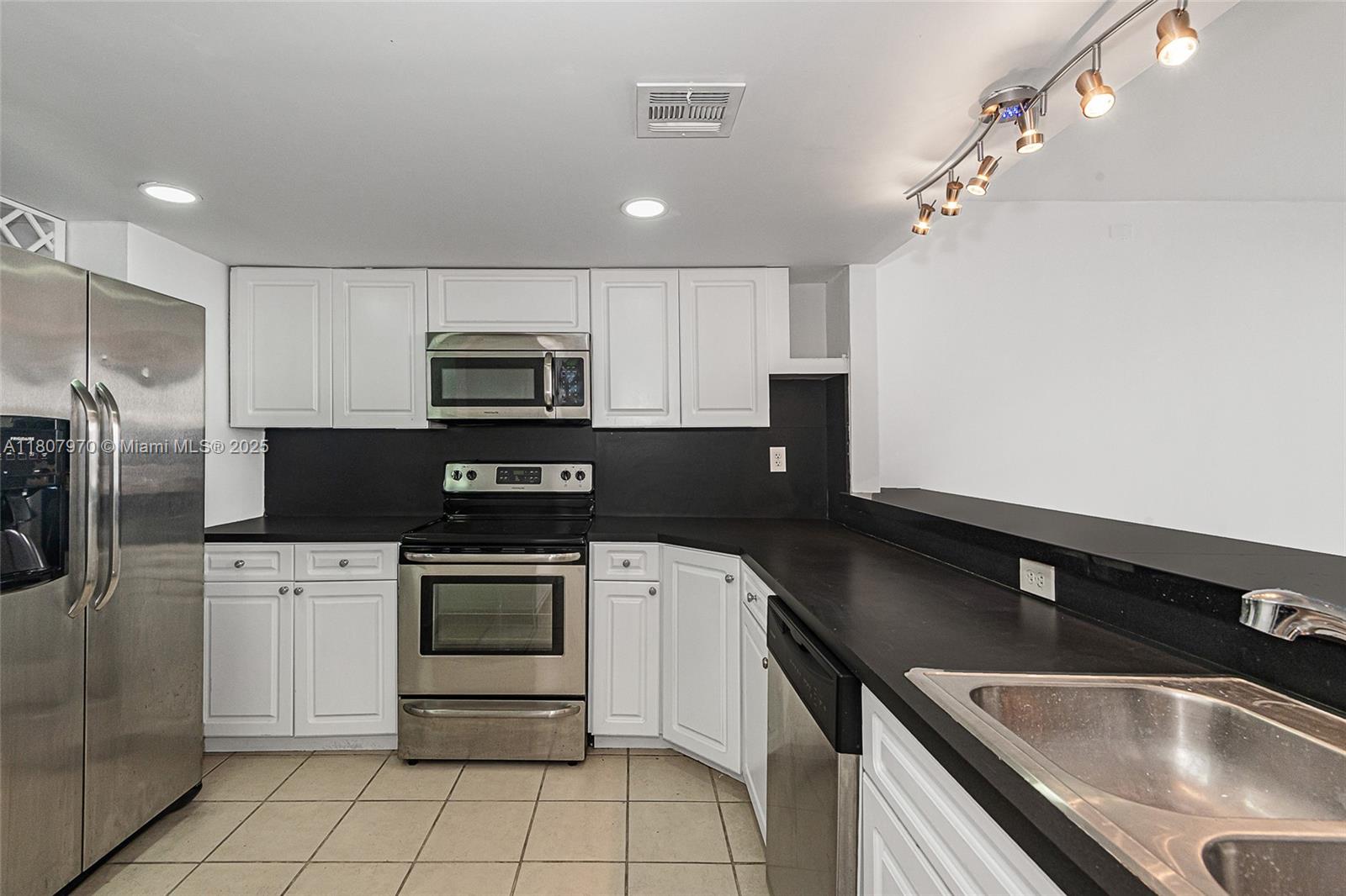 VENETIA CONDO - Residential