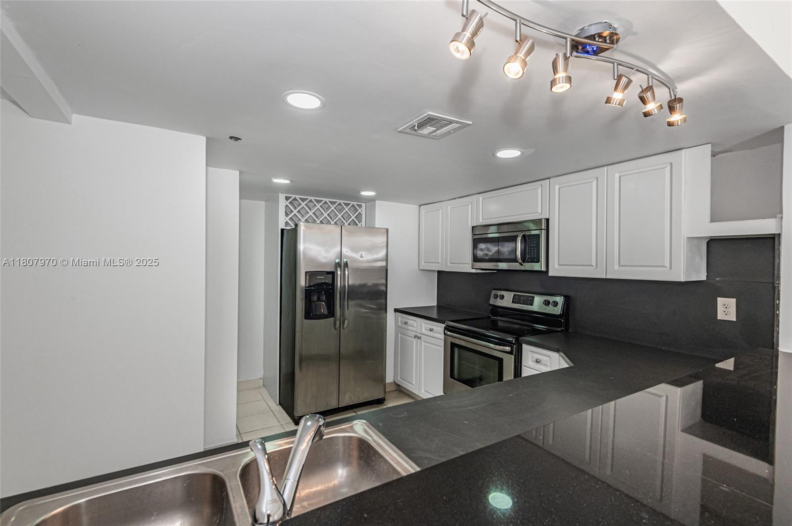 VENETIA CONDO - Residential