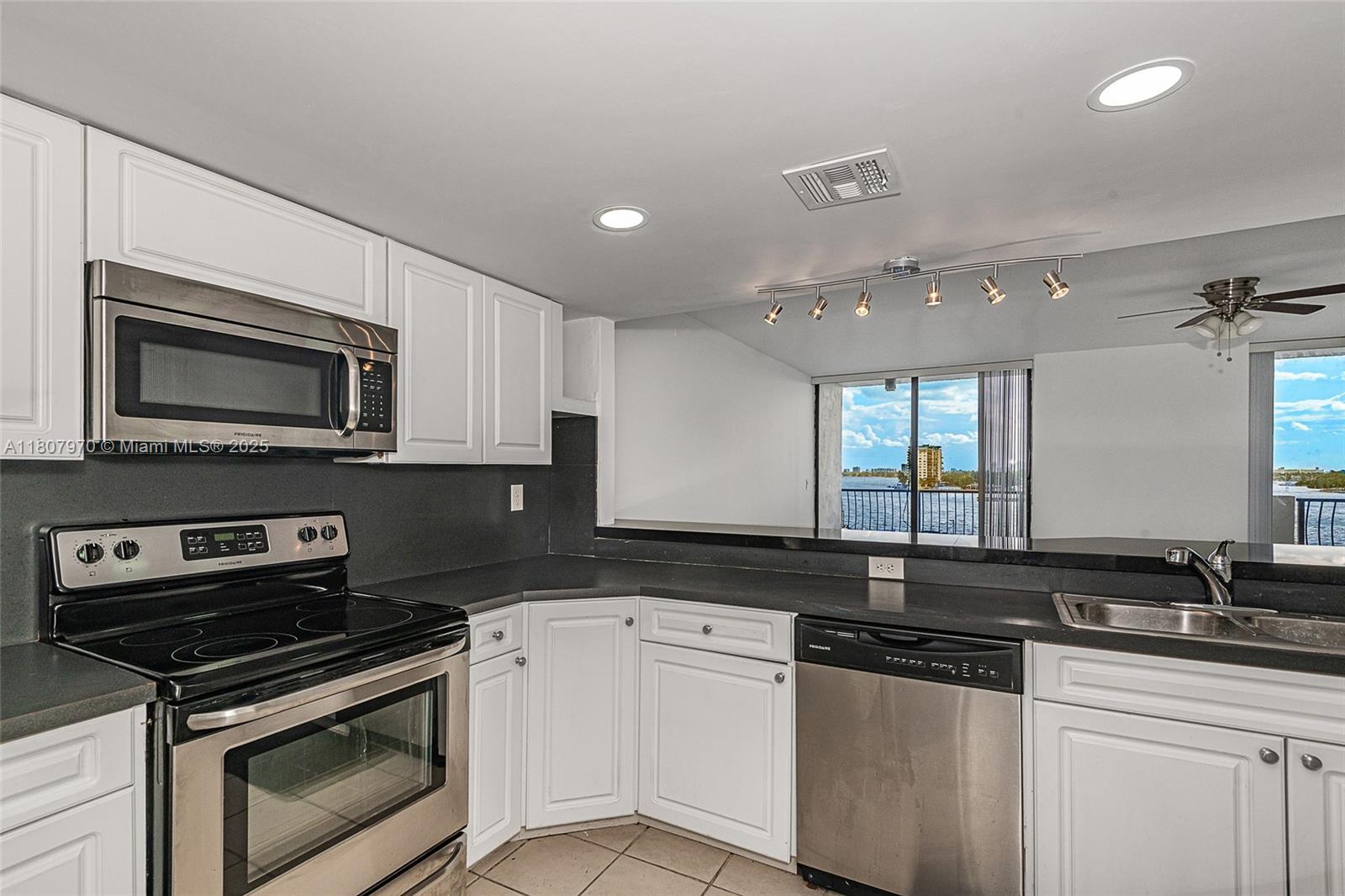 VENETIA CONDO - Residential