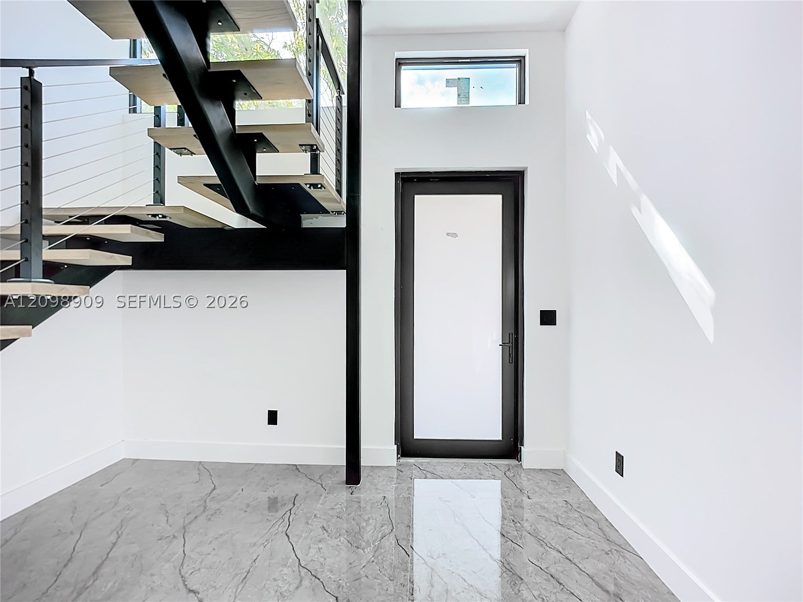 3069 SW 27th Ter