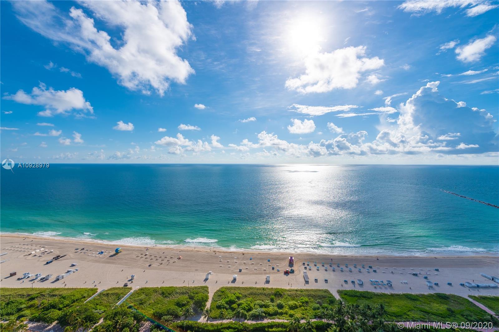 CONTINUUM ON SOUTH BEACH - Residential