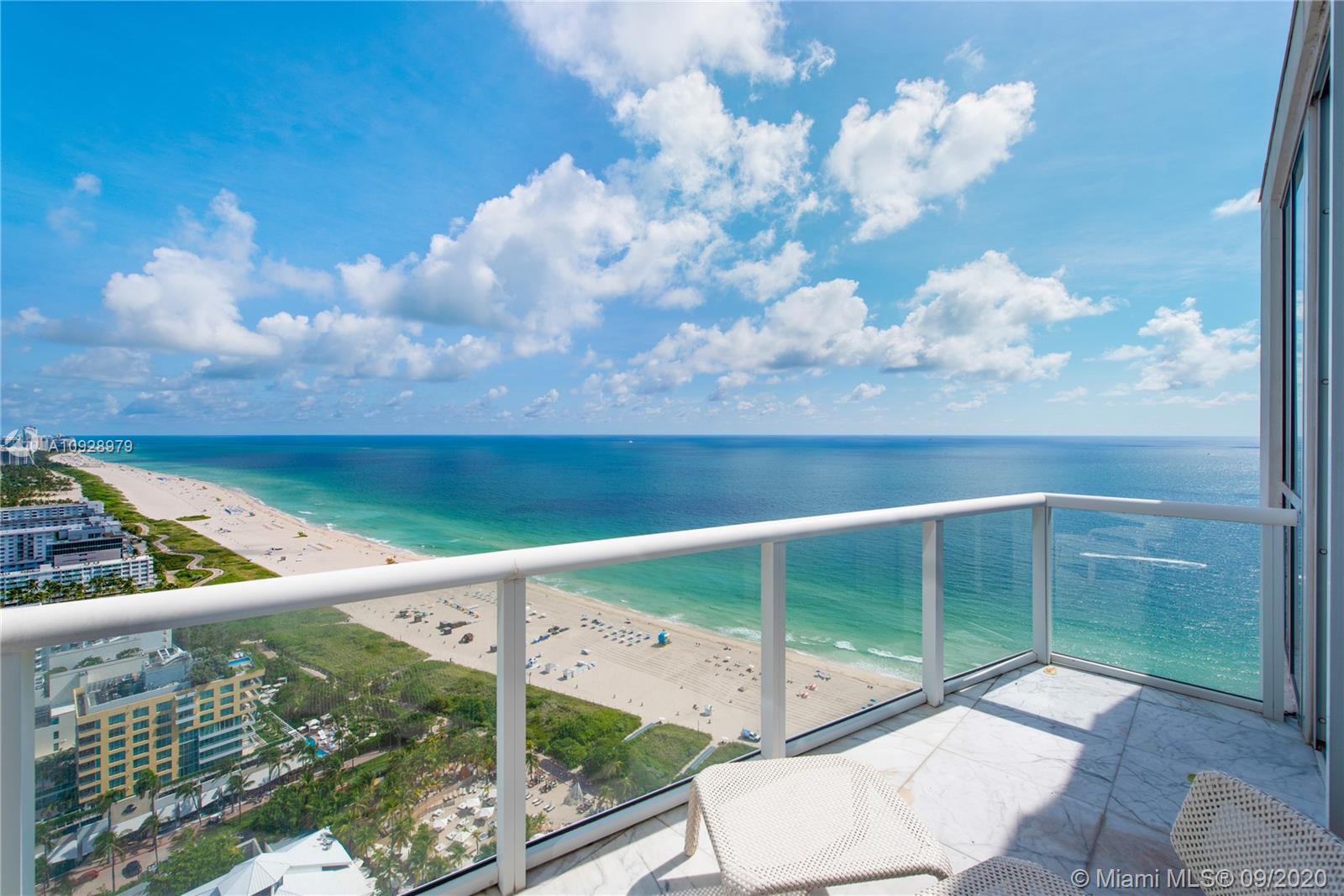 CONTINUUM ON SOUTH BEACH - Residential