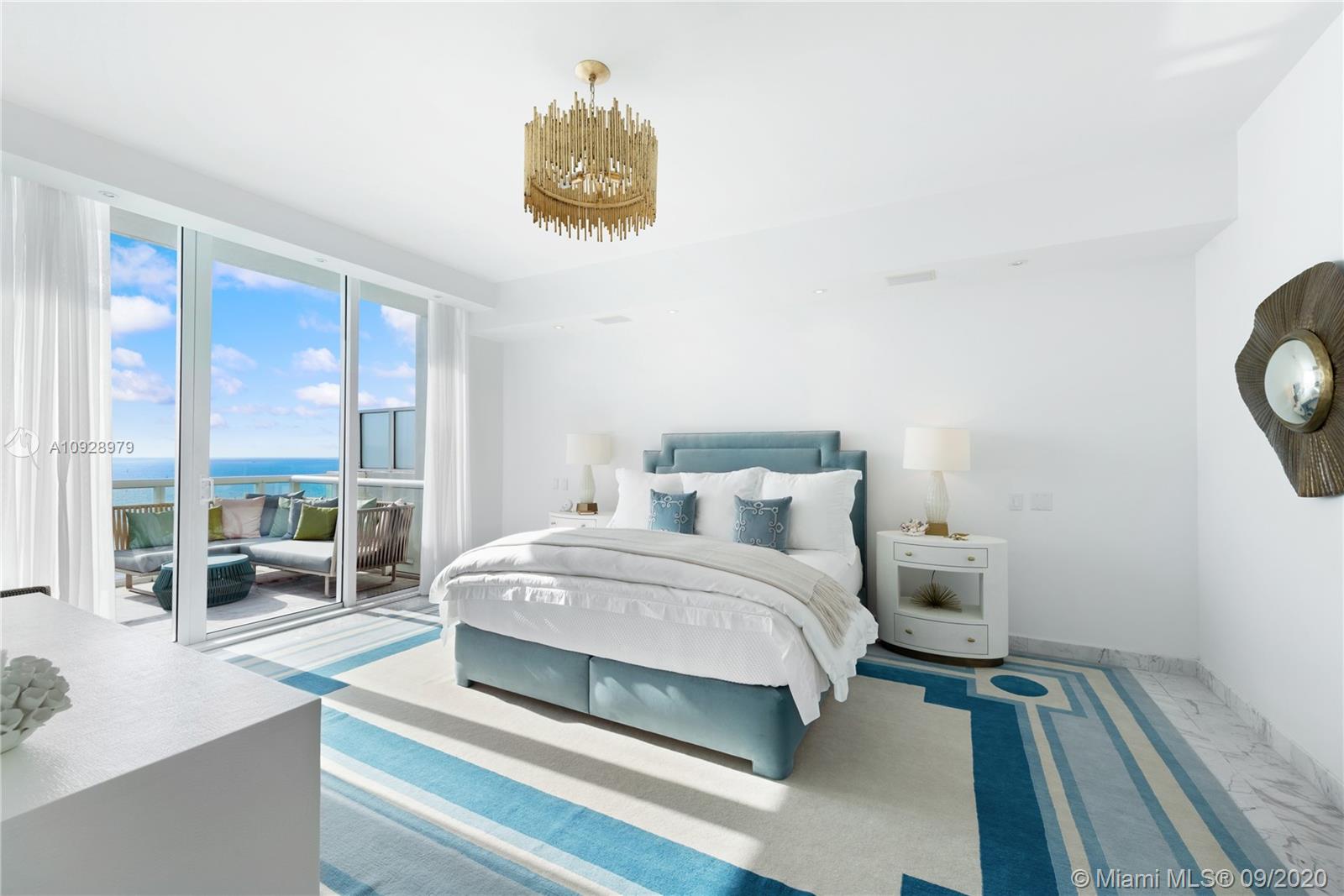 CONTINUUM ON SOUTH BEACH - Residential