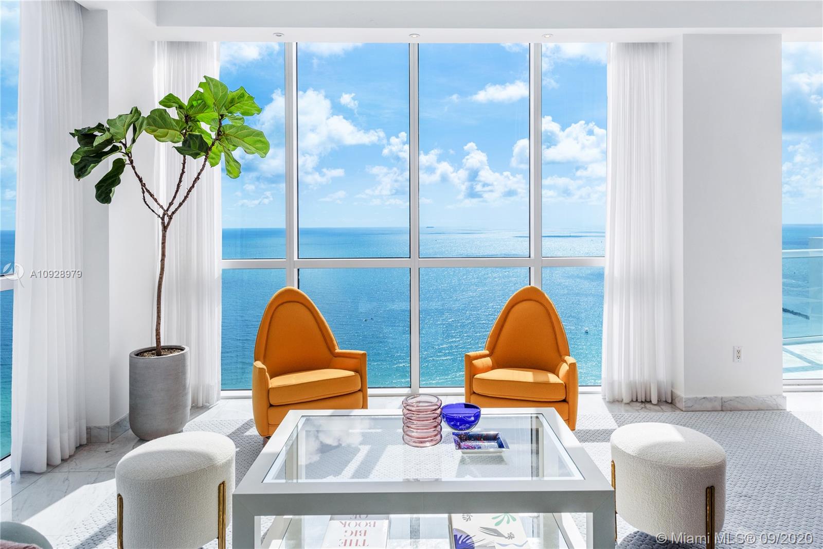 CONTINUUM ON SOUTH BEACH - Residential