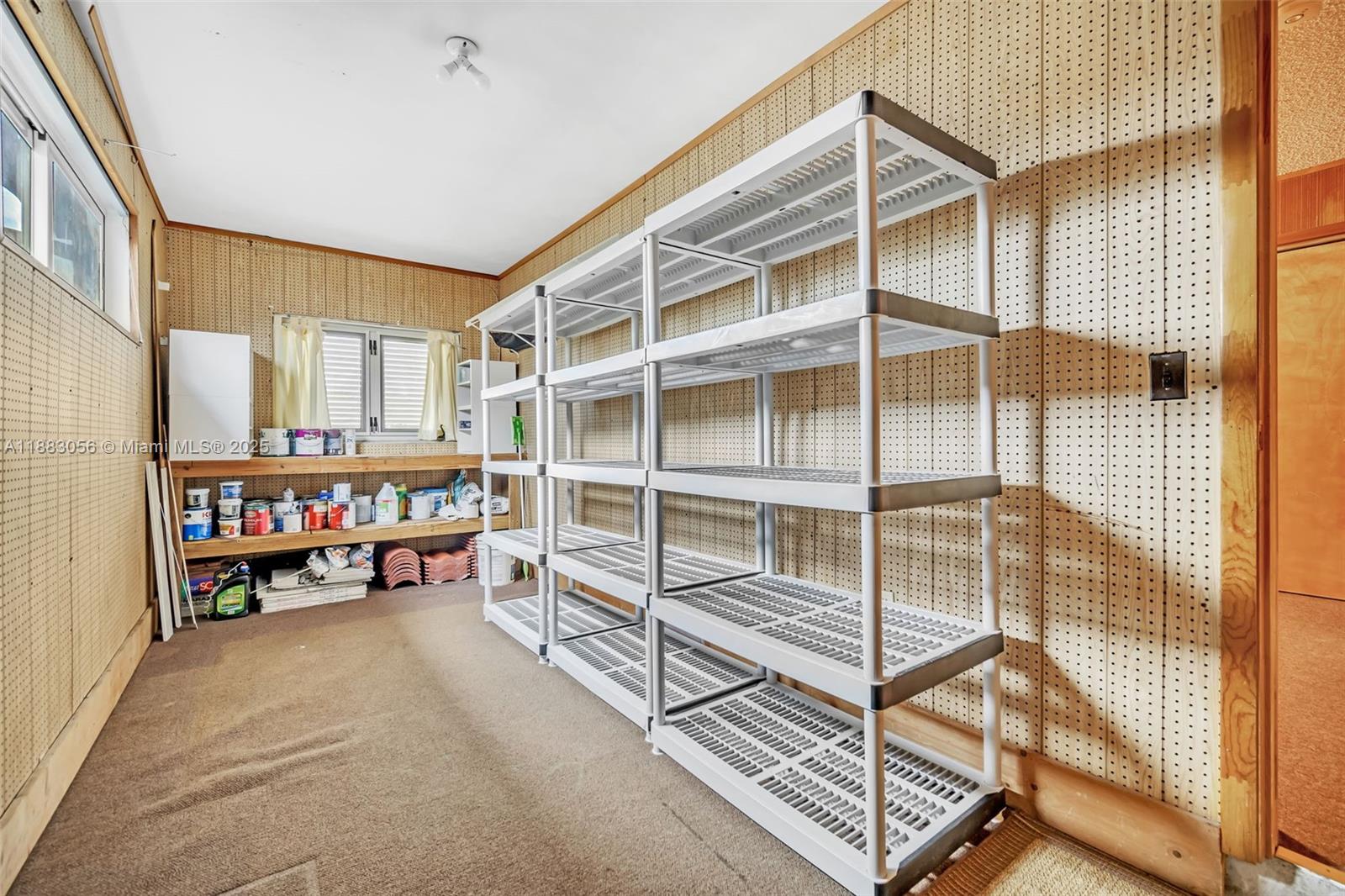 HOLLYWOOD HILLS 1965 - Residential