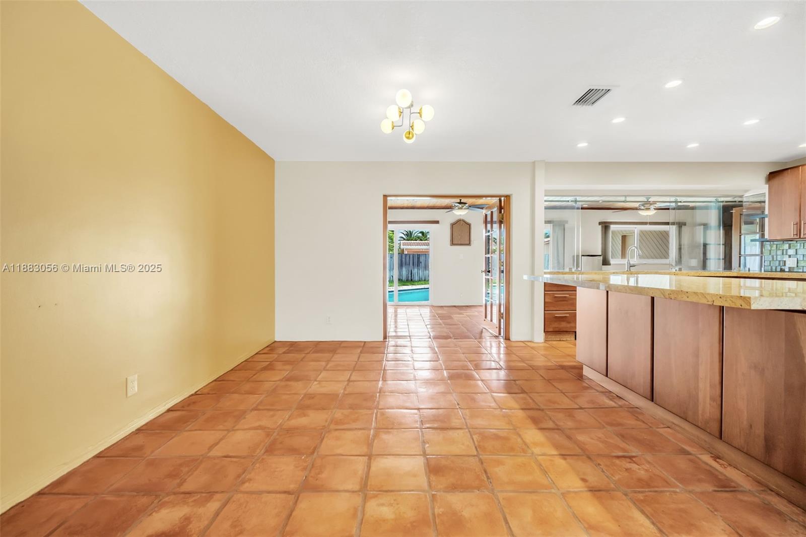 HOLLYWOOD HILLS 1965 - Residential