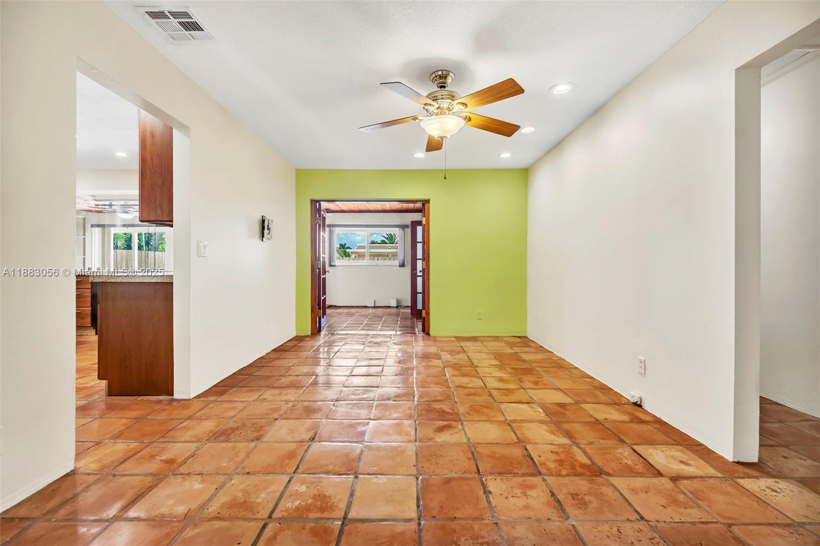 HOLLYWOOD HILLS 1965 - Residential