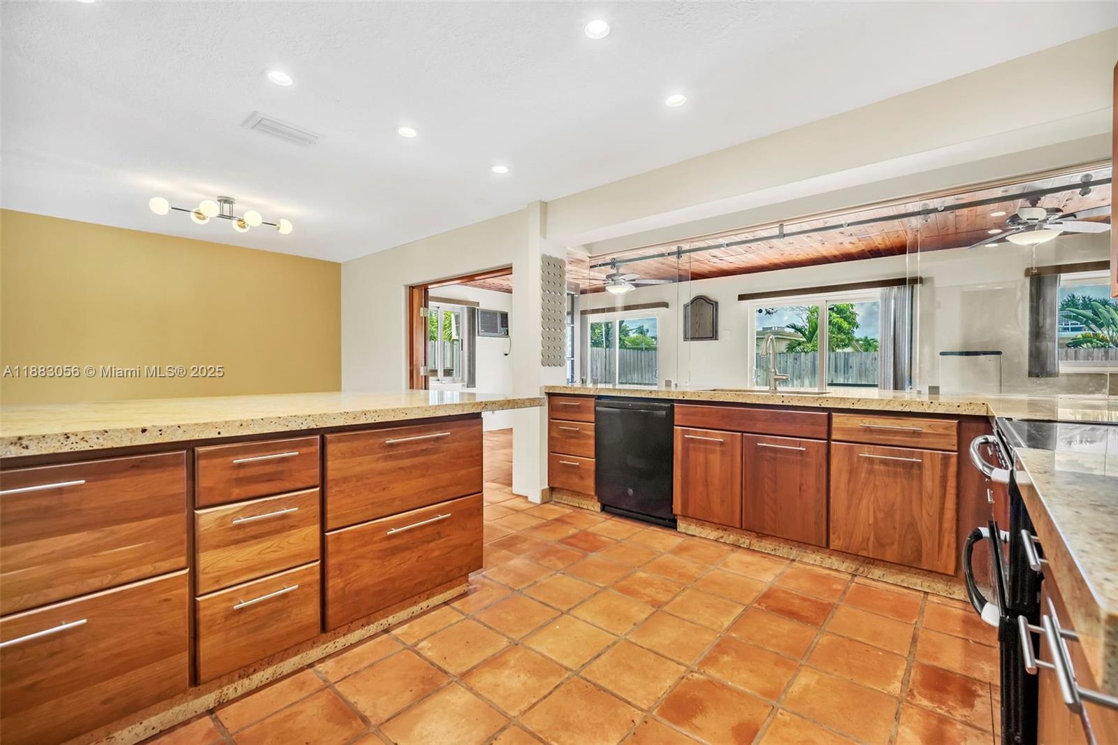 HOLLYWOOD HILLS 1965 - Residential