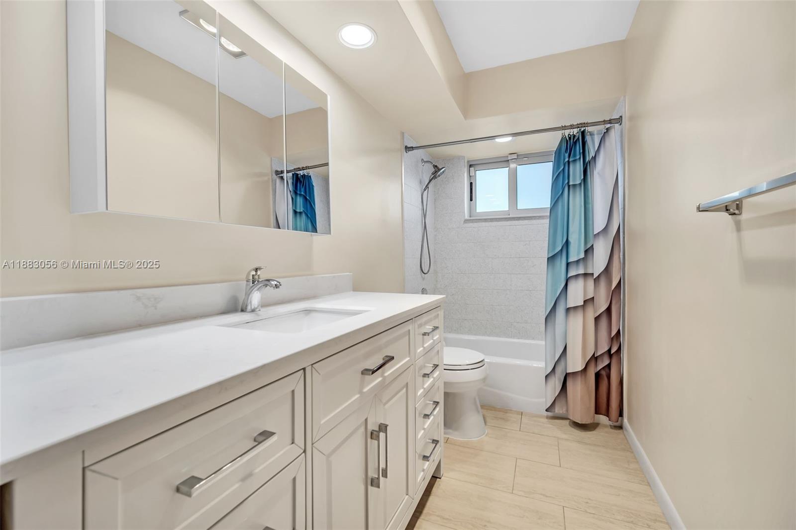 HOLLYWOOD HILLS 1965 - Residential