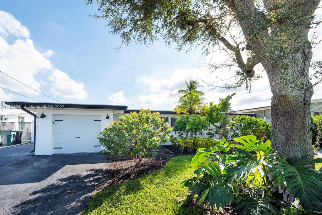 Photo of 2430 Marathon Ln, Fort Lauderdale, FL 33312 (MLS # A11325761)