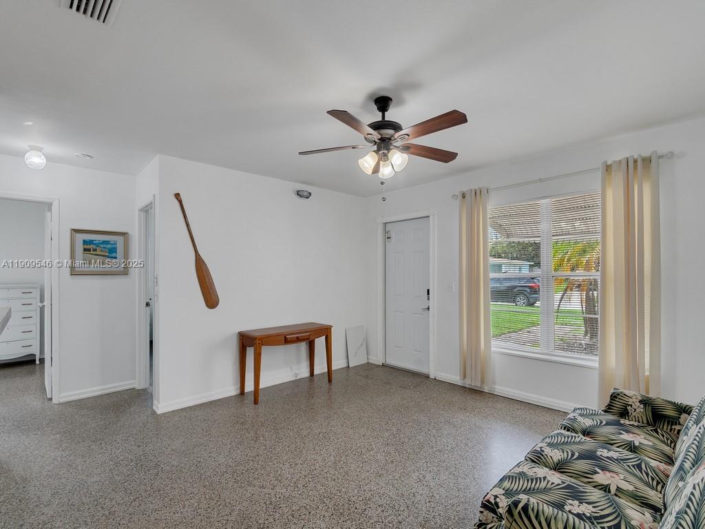 ROCKRIDGE SUB UNIT 7 - Residential Lease