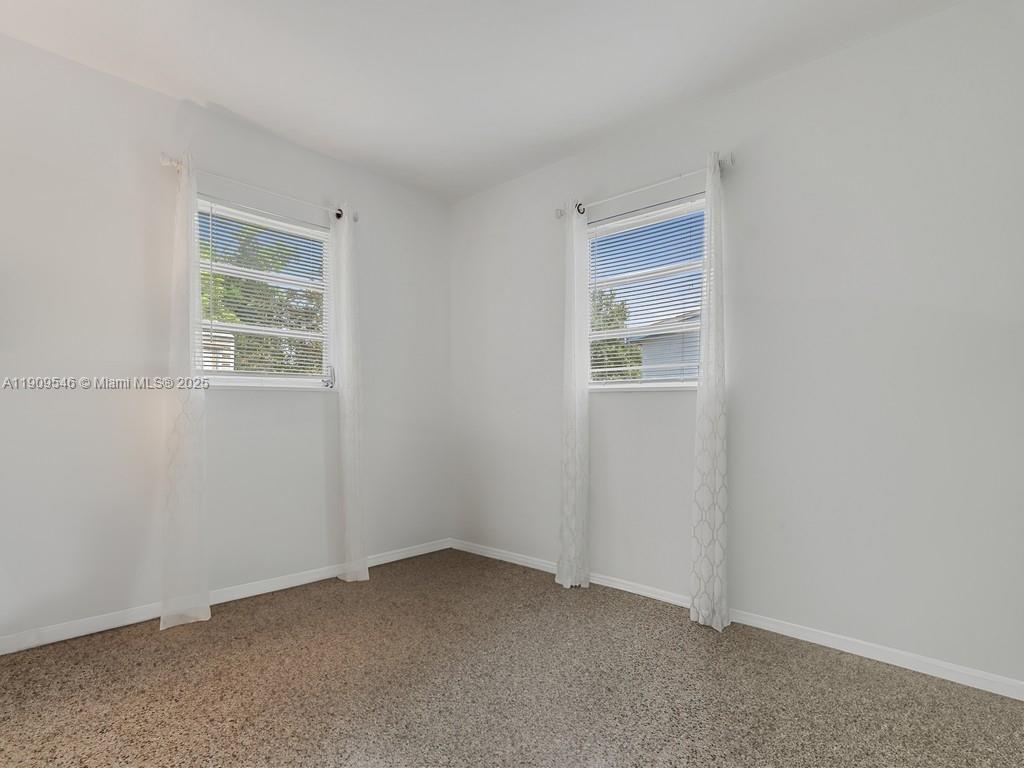 ROCKRIDGE SUB UNIT 7 - Residential Lease