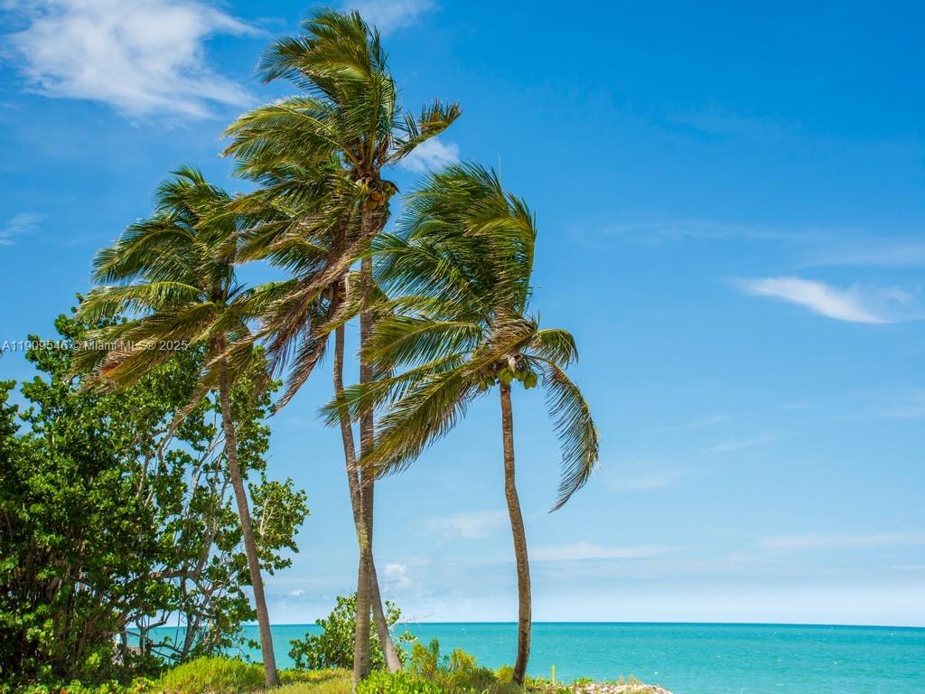 ROCKRIDGE SUB UNIT 7 - Residential Lease