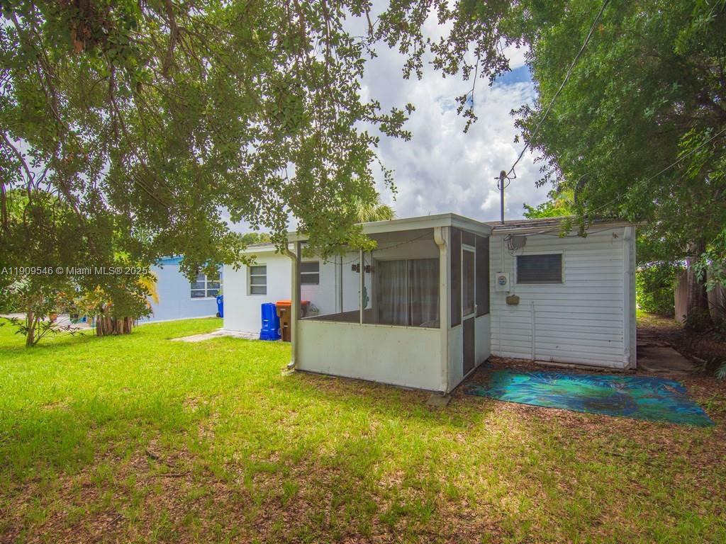 ROCKRIDGE SUB UNIT 7 - Residential Lease