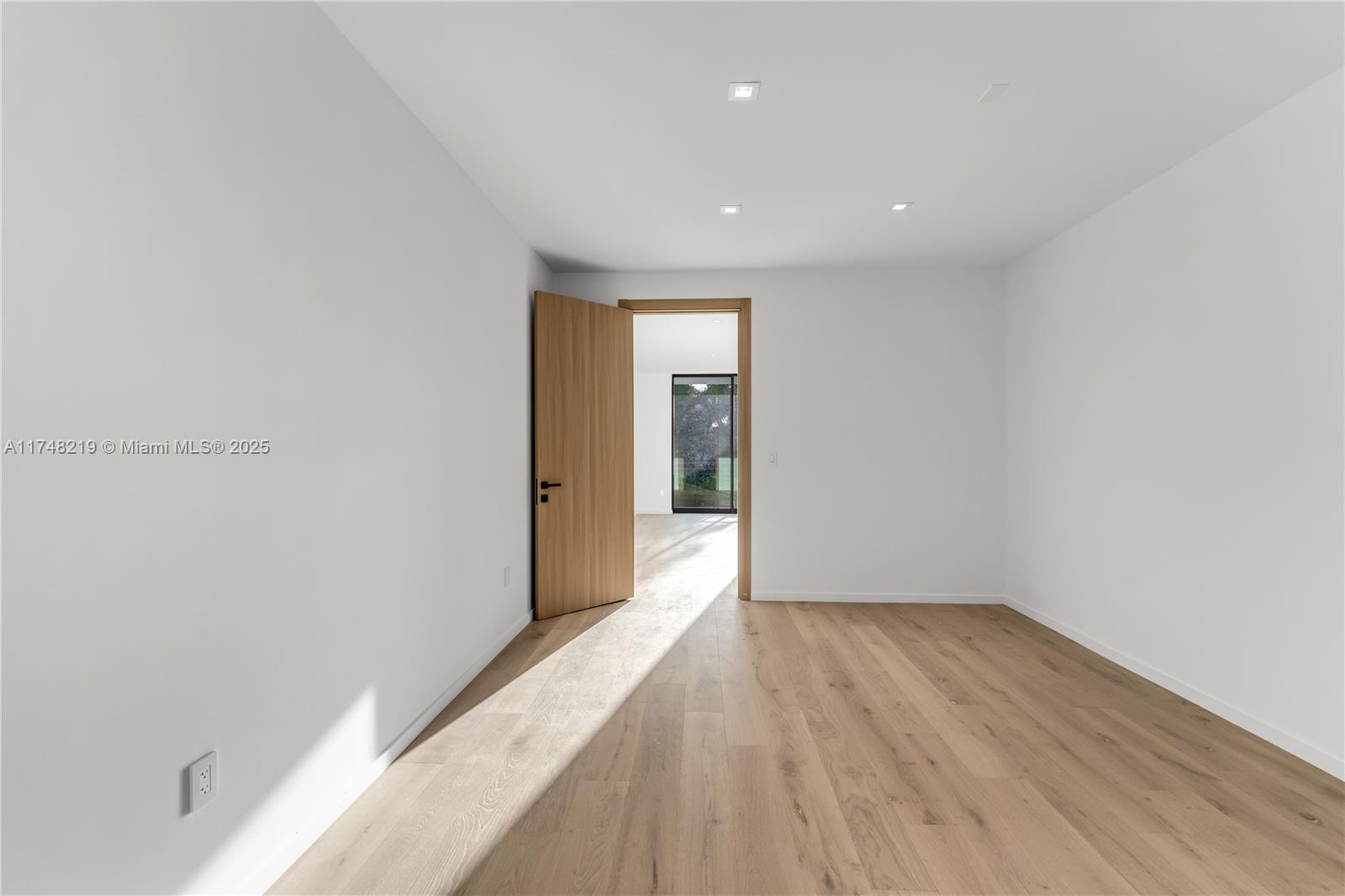 HOLLEMAN PARK - Residential