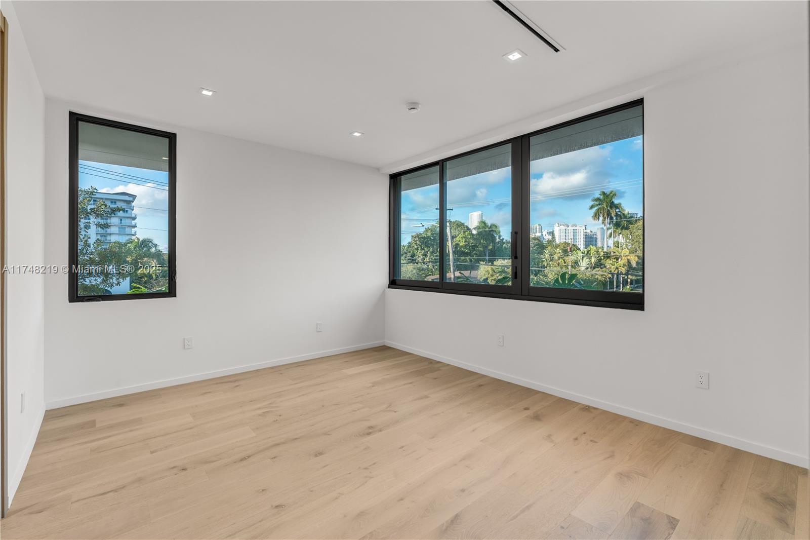 HOLLEMAN PARK - Residential