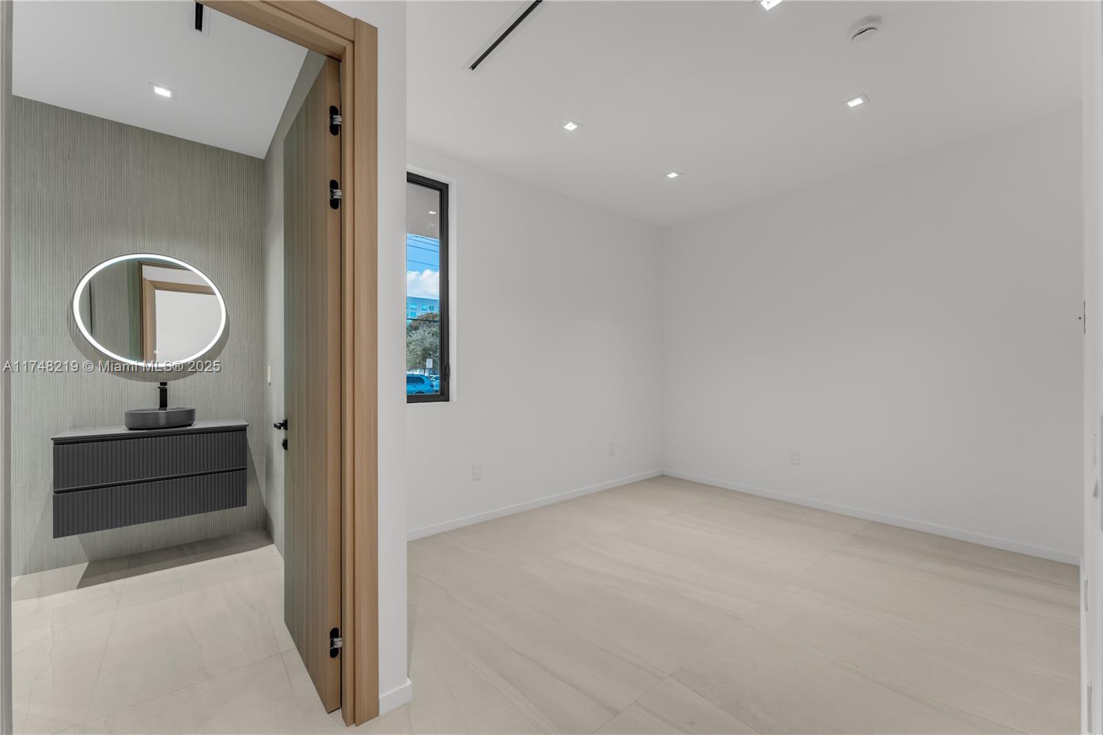 HOLLEMAN PARK - Residential