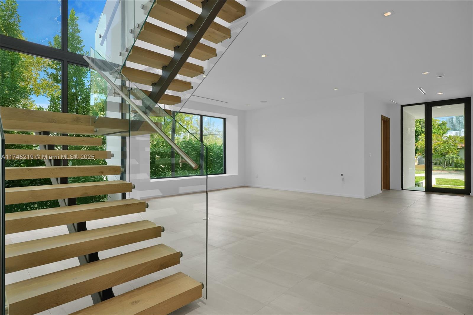 HOLLEMAN PARK - Residential