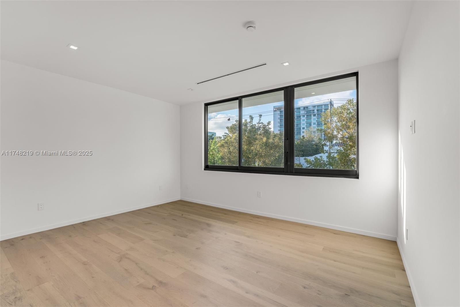 HOLLEMAN PARK - Residential