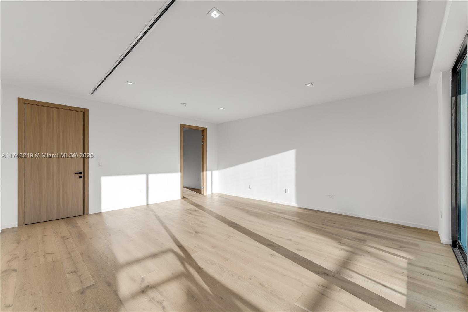 HOLLEMAN PARK - Residential