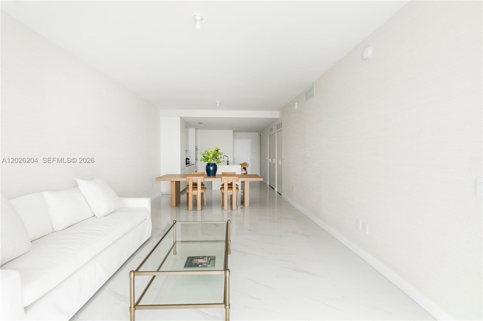 BAY BREEZE - Residential