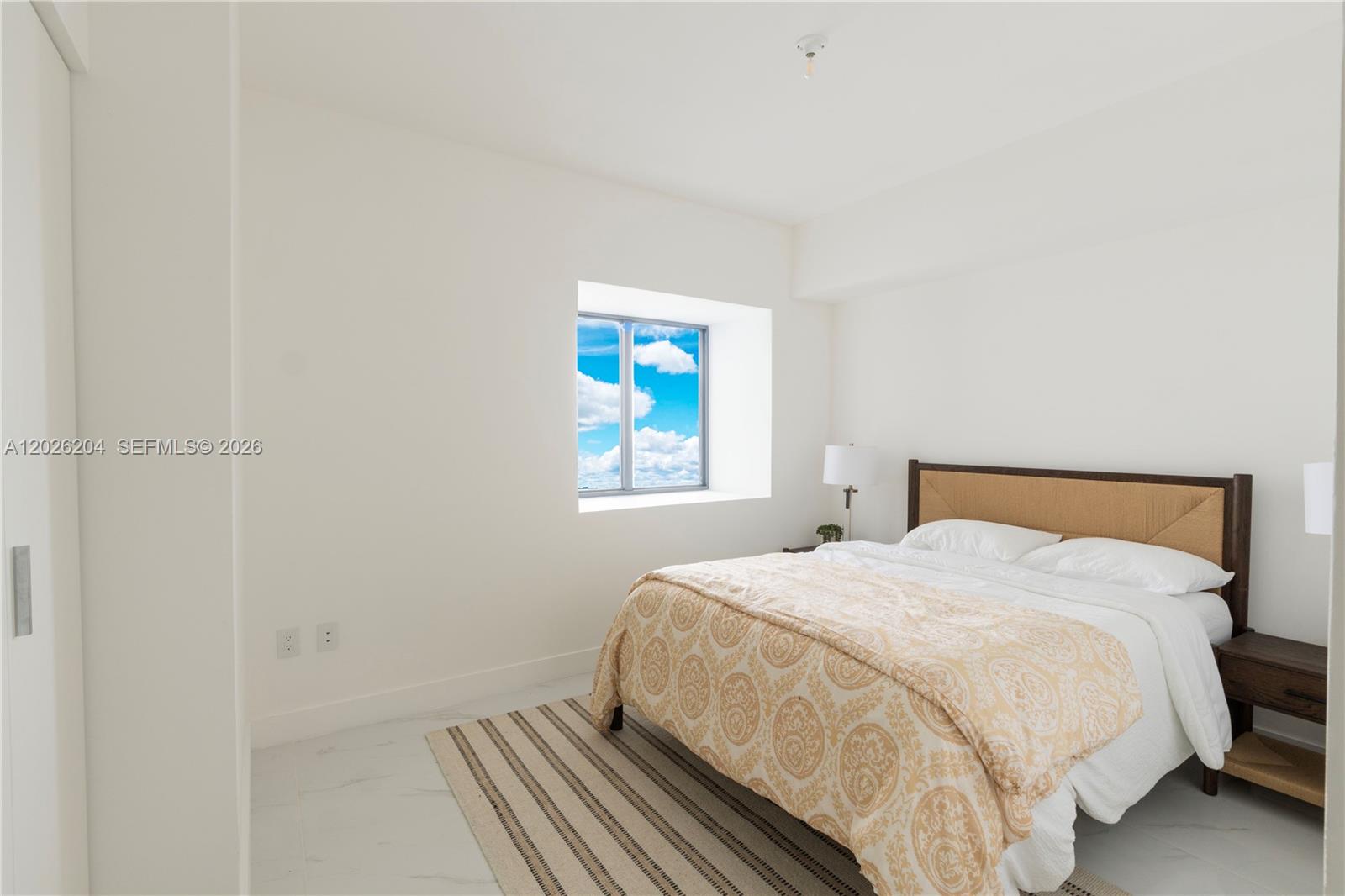 BAY BREEZE - Residential