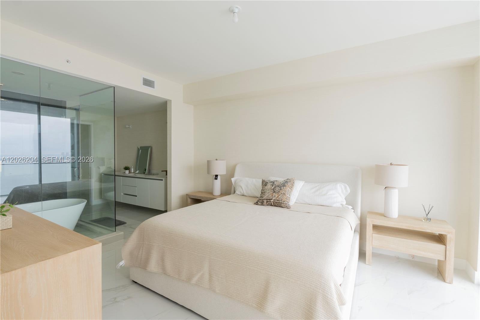 BAY BREEZE - Residential