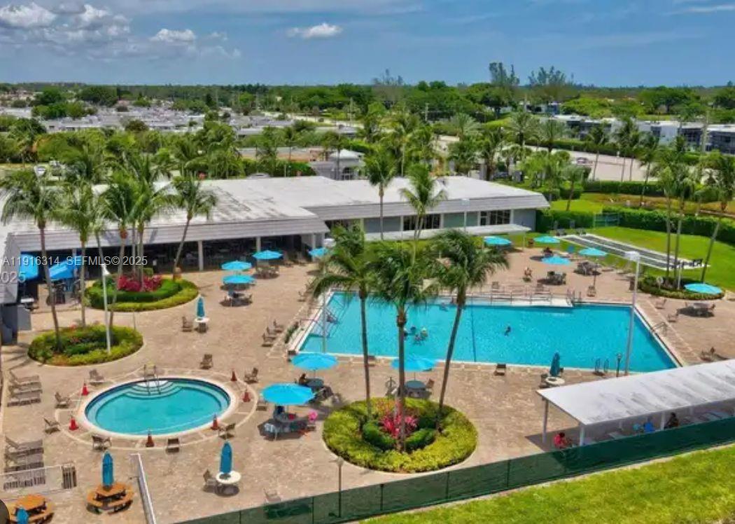 KINGS POINT TUSCANY CONDO - Residential