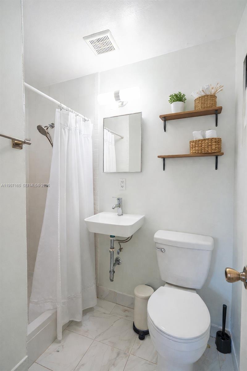 DRIFTWOOD ACRES NO 8 - Residential