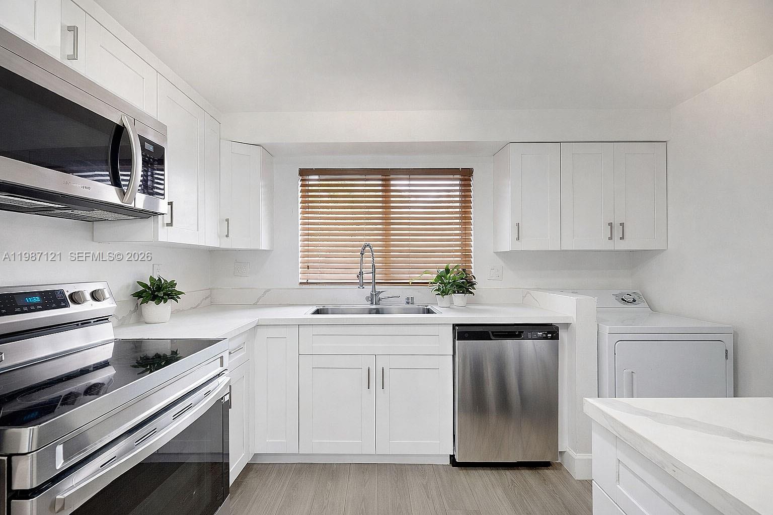 CUTLER CREEK CLUB SEC 1 - Residential Lease