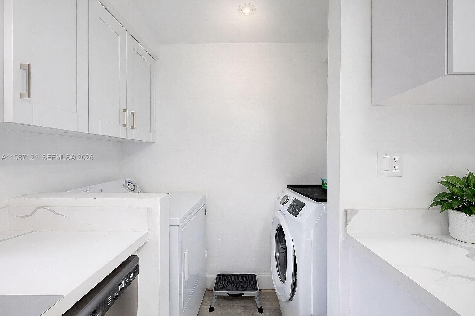 CUTLER CREEK CLUB SEC 1 - Residential Lease