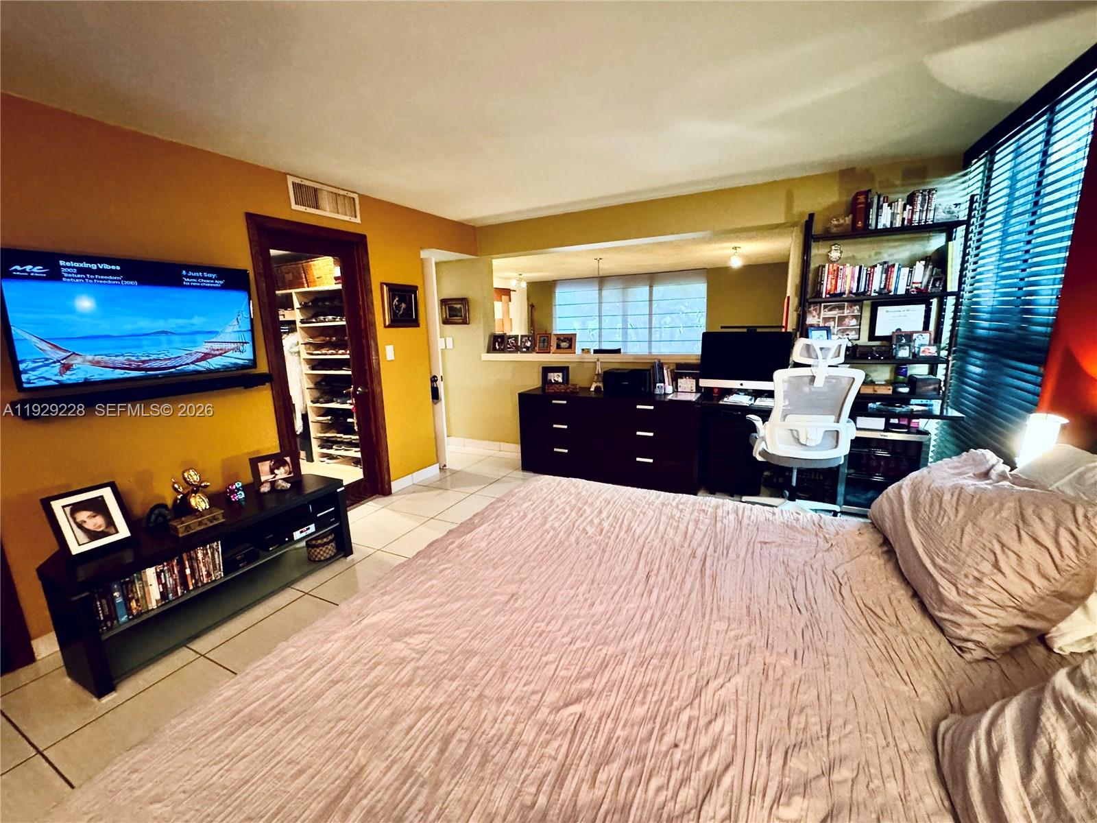 ADMIRALS PORT TOWNHOMES C - Residential