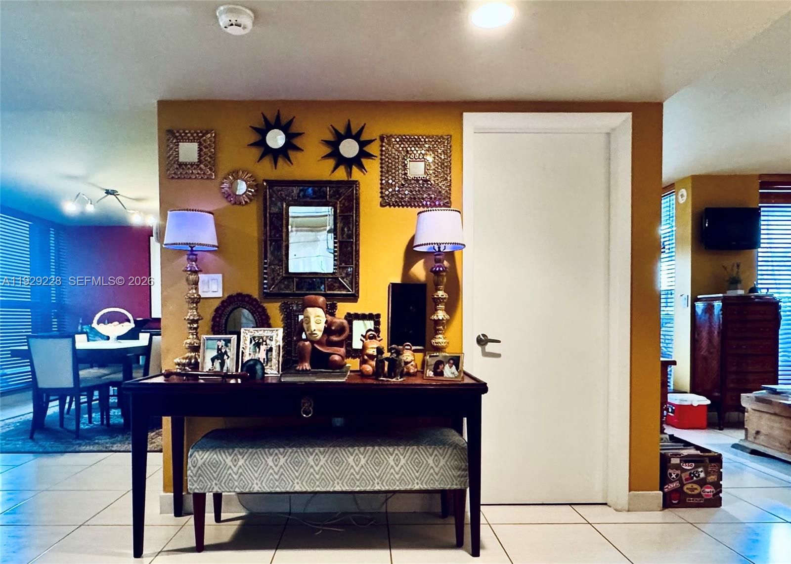 ADMIRALS PORT TOWNHOMES C - Residential